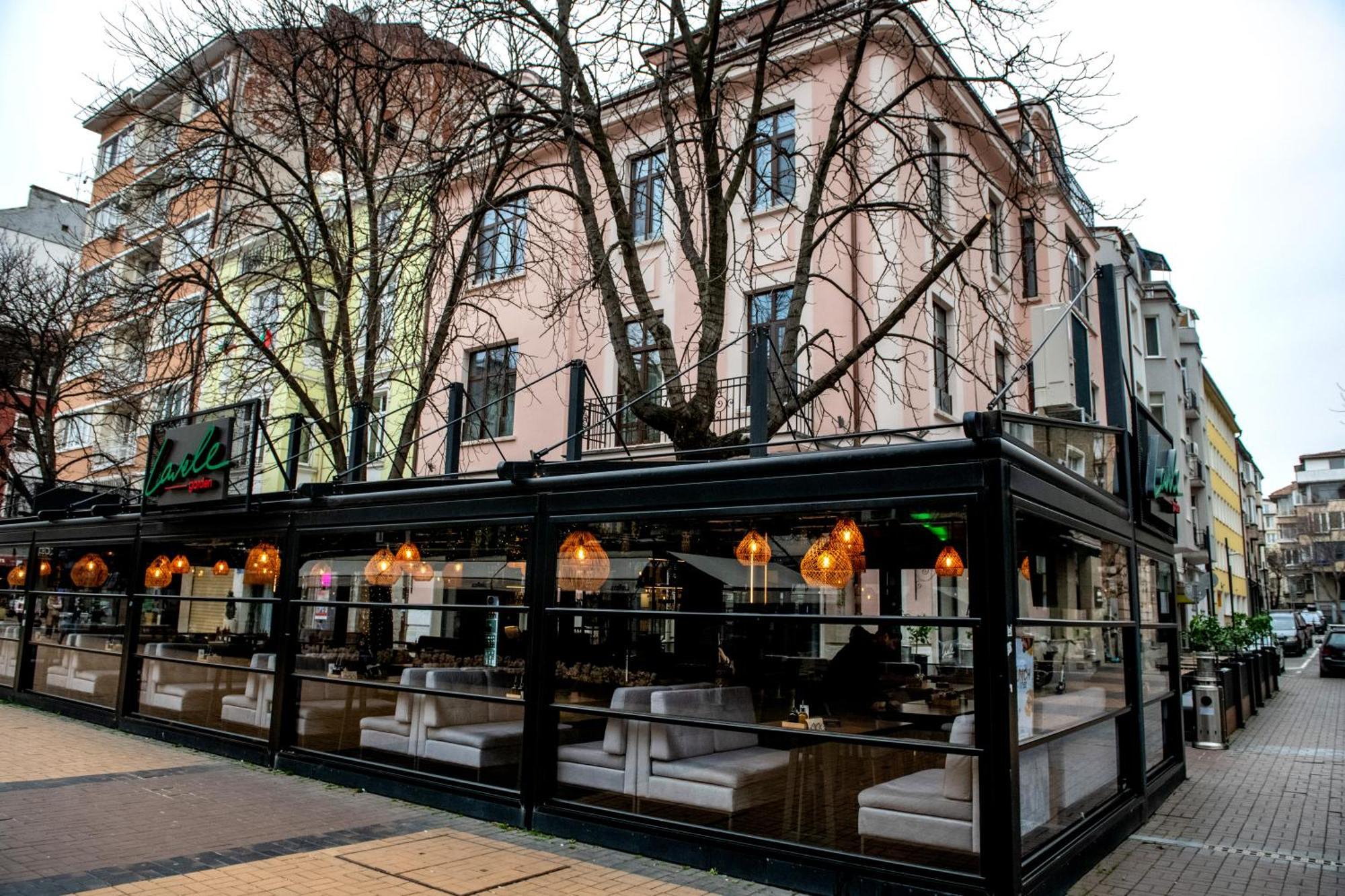 Agora' Boutique